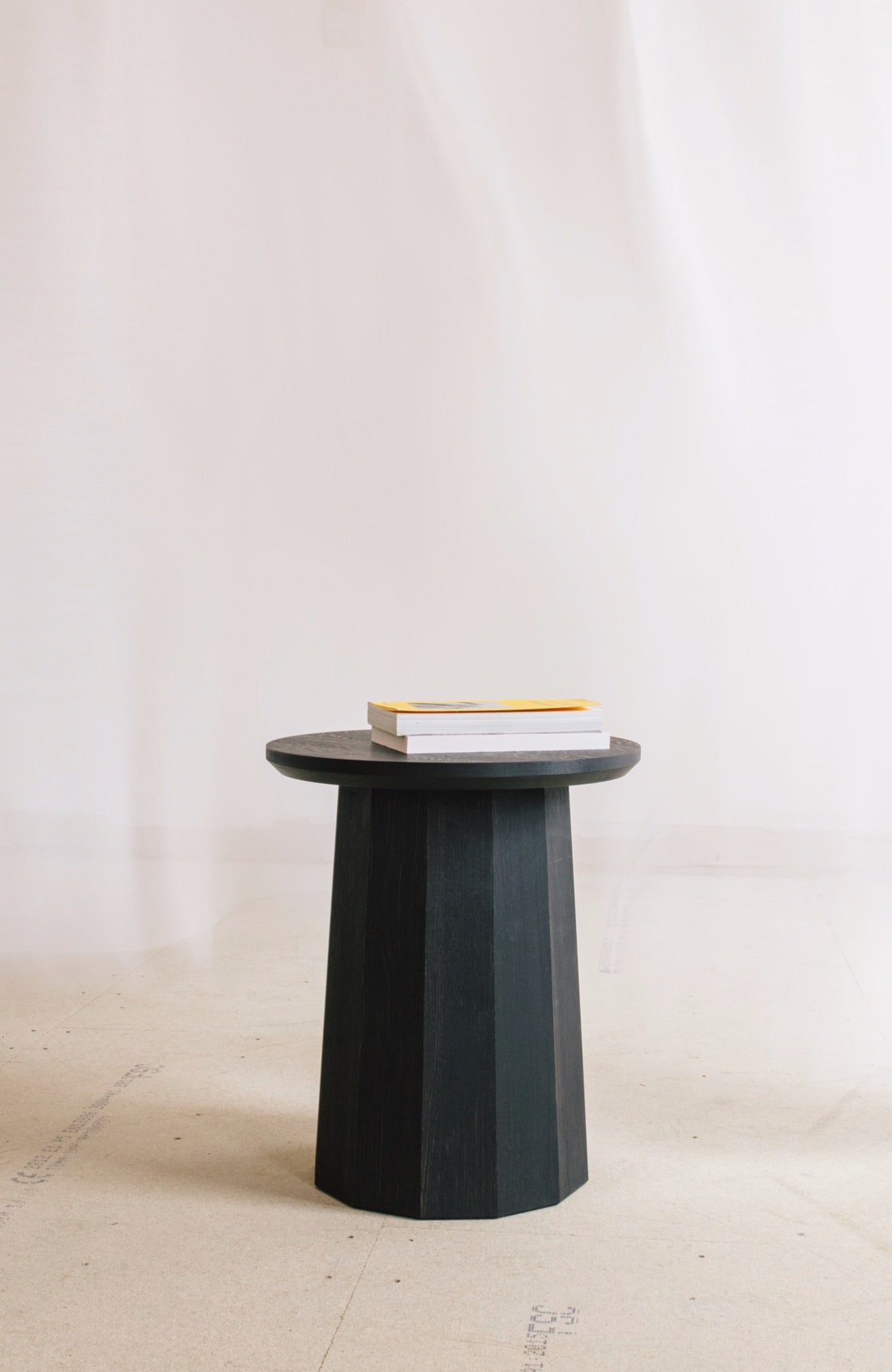 Dulles pedestal 2024 end table